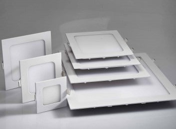 Wrestt | Slim Square