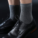 HSS 2023 Hochwertige legere Business-Socken für Herren Sommer Winter Baumwollsocken schnelltrocknend Schwarz Weiß lange Socken Übergröße US7-14