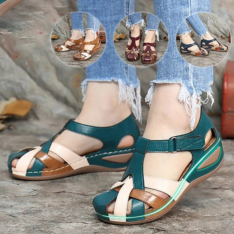 Flat Sandals Woman Light Outdoor Beach Sli On Round Female Slippers Casual Comfortable Outdoor New Fashion Sunmmer   Women Shoes