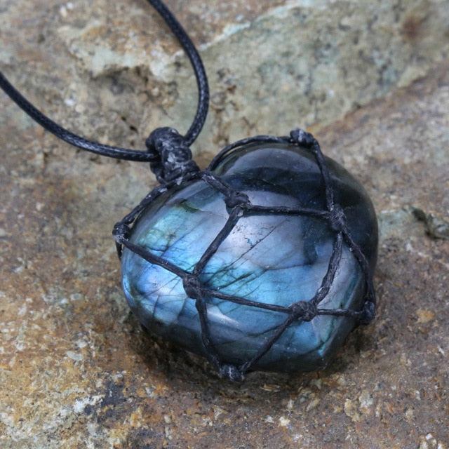 LOOKER Labradorite Necklace Natural Stone Pendant Wrap Braid Necklace Yoga Macrame Necklace for Men Women Energy Necklace