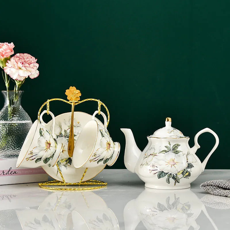 European Bone China Tea Set English Afternoon Tea Cup Set Teapot High-Grade Porcelain Coffee Pot 1 TeaPot 2 Cups and Saucers