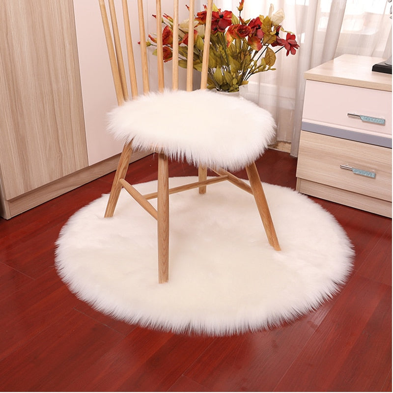 Luxury Soft Small Artificial Sheepskin Rug Chair Cover Bedroom Mat Artificial Wool Warm Hairy Carpet Seat Covers Washable Gift