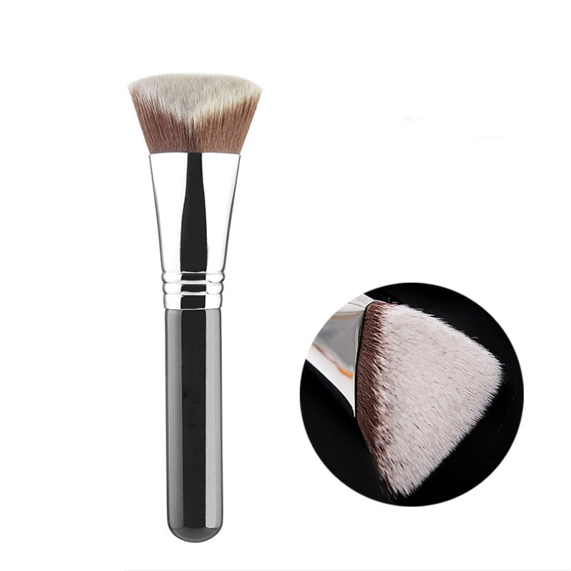 1pcs Fashion High Quality Face Makeup Brush Shaped Creative Copper Tube Foundation Brush Professional Beauty Tools