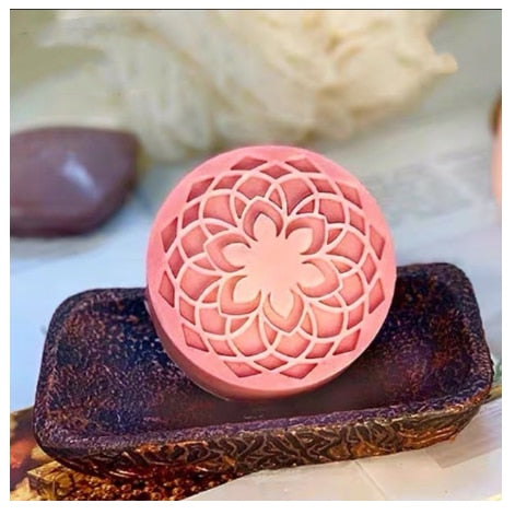 PRZY Mold Silicone Handmade Soap Making Molds Flowers Round Pattern Carving Baking Chocolate Candle Candy Mold Cake Clay Resin