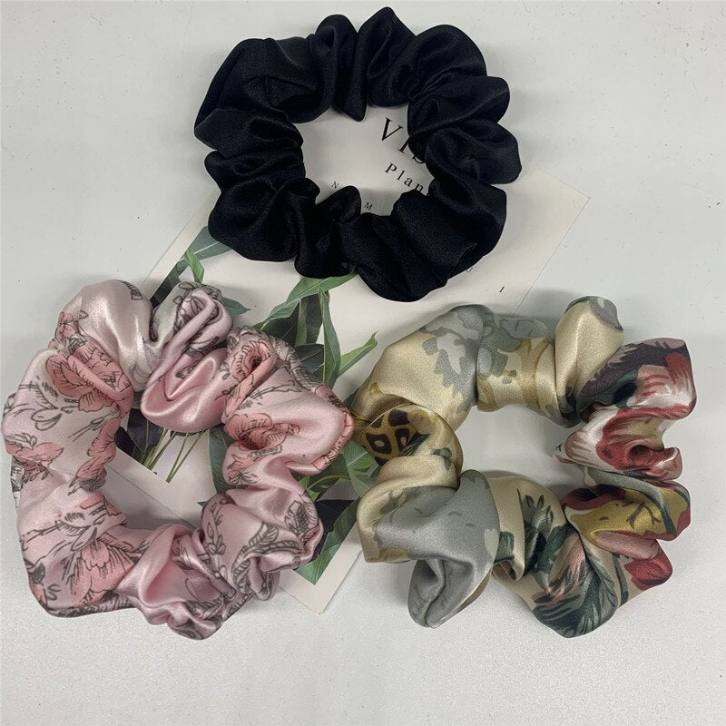 100% Pure Silk Hair Scrunchie Width 3.5cm Hair Ties Band Girls Ponytail Holder Luxurious Colors Sold by one pack of 3pcs