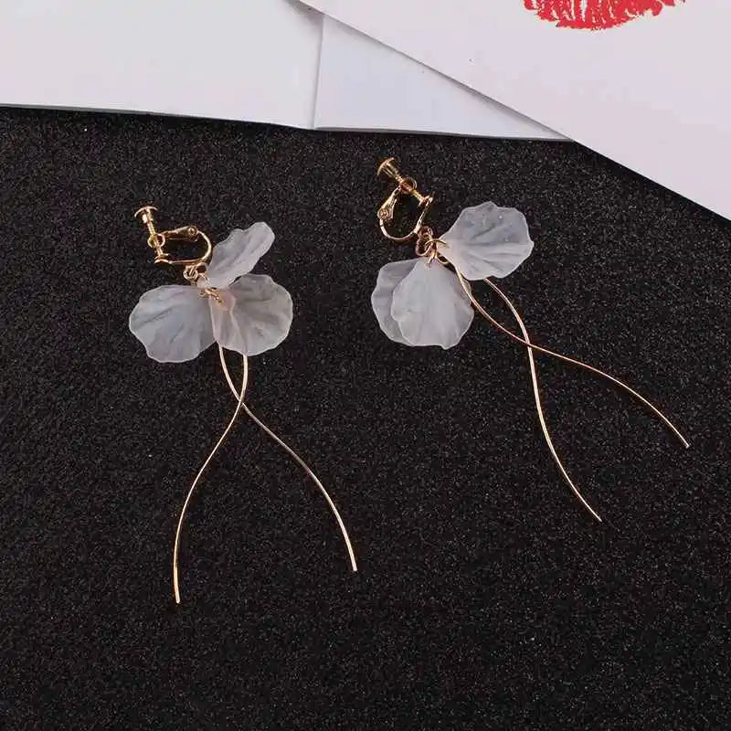 JIOFREE 2018 New Korean white Acrylic petal Long Clip on Earrings For Women Accessories Earings Fashion Jewelry