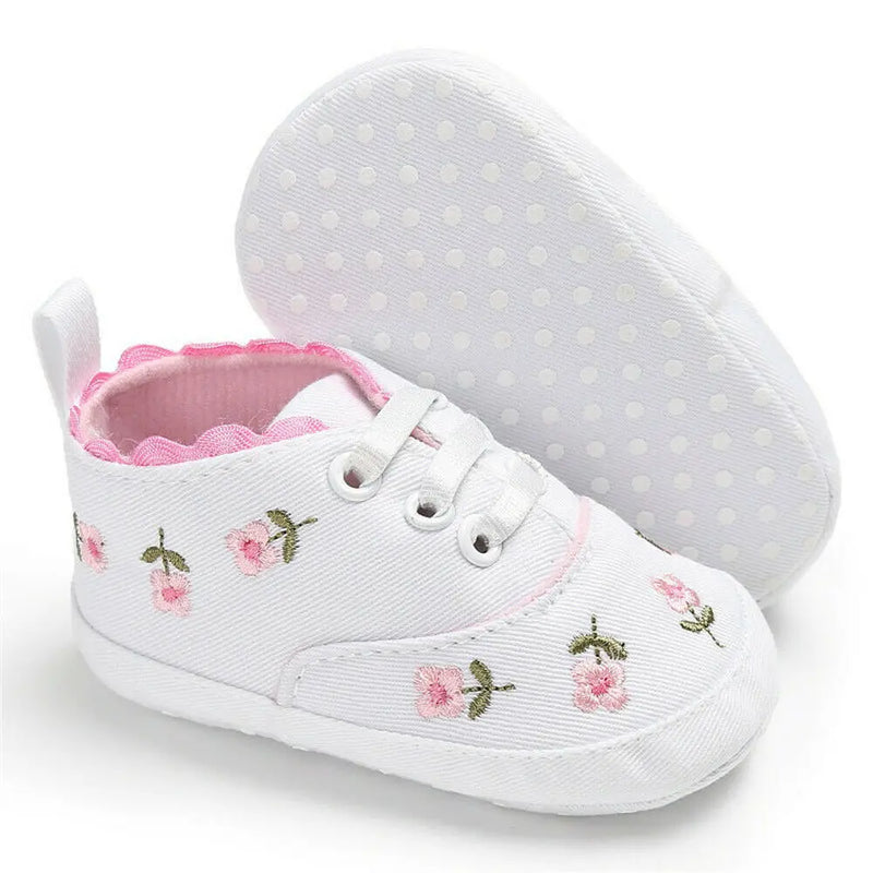 2019 Baby Shoes Baby Infant Kid Girl Embroidery Flower Soft Sole Crib Toddler Summer Princess First Walkers Causal Shoes 0-18M