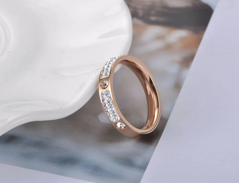 Lokaer Classic Rose Gold Color Titanium Steel Rings Micro Rhinestone Wedding Engagement Ring Jewelry For Women Anillo R19010