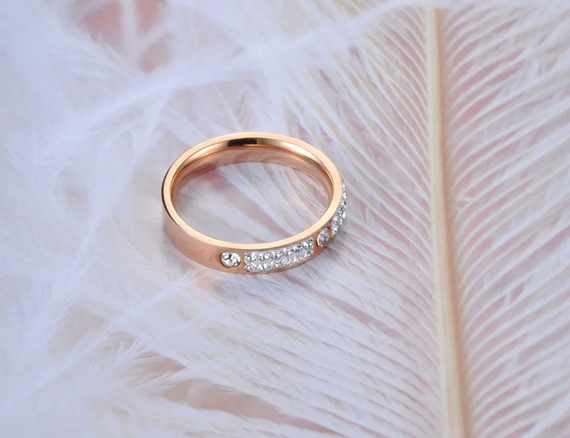 Lokaer Classic Rose Gold Color Titanium Steel Rings Micro Rhinestone Wedding Engagement Ring Jewelry For Women Anillo R19010