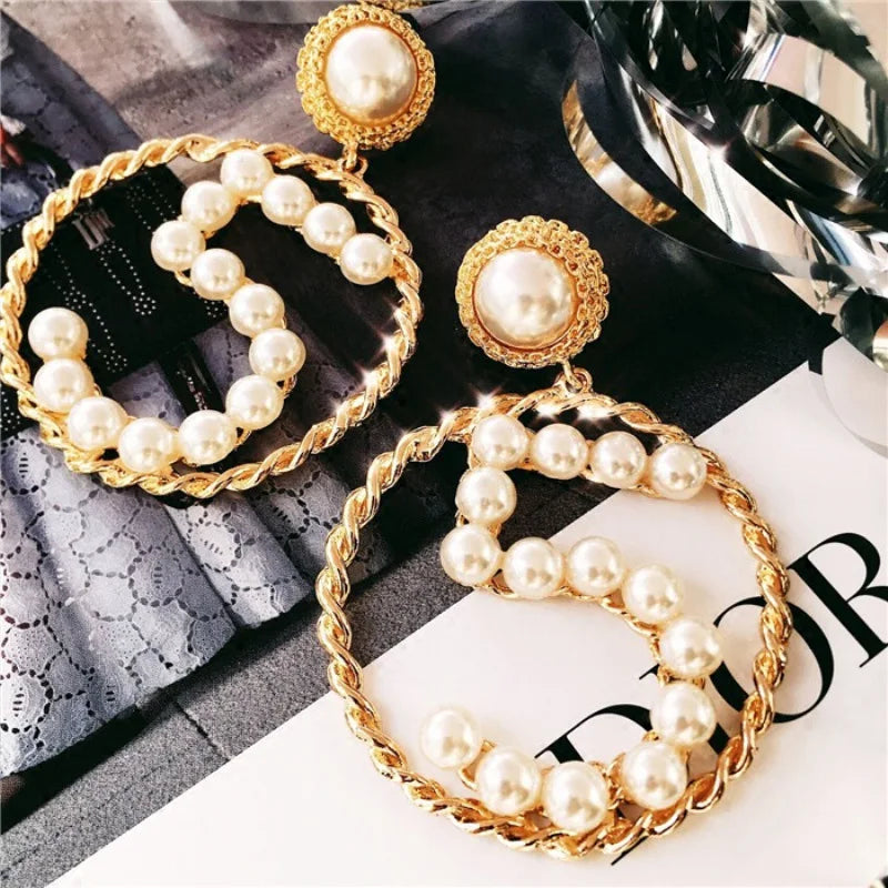 Fashion High Quality Brand Women Earring Jewelry Simple Pearl Number 5 Big Circle Part Model Earrings Black Ribbon Weaves