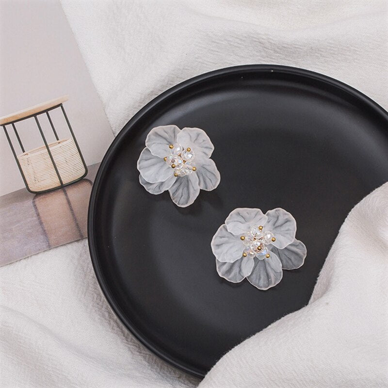 AENSOA Korea Hyperbole White Transparent Flower Earrings for Women 2022 New Cute Sweet Acrylic Big Floral Earring Trendy Jewelry