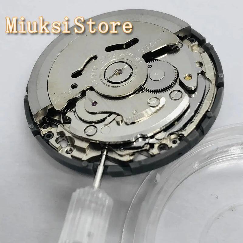 Japan 24 Jewels NH35A mechanical movement Date Automatic Men's High Quality 3.0 or 3.8 O clock Movement