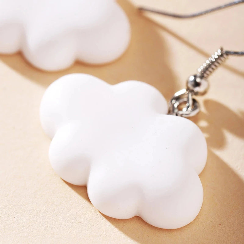 New Fashion Cute White Cloud Stud Earrings Delicate Mushroom Clouds for Women Girls Ear Jewelry Wholesale Gifts Bear