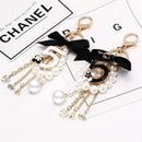 Number 5 Camellia Bag Pendant For Woman Luxury Jewelry Bow Car Keyring Bowknot Camellia Pearl Keychains Bag Decoration