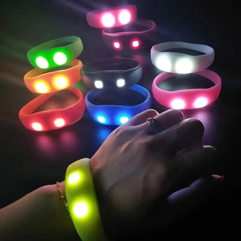 10pc Led Flashing Bracelet Light Up Bangle Wristband Voice Control Music Activated Sound LED Bracelet Glow in The Dark Party