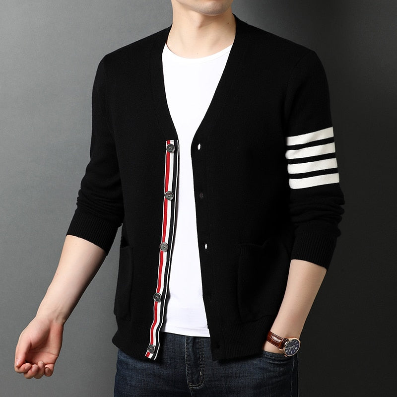 2022 Top Grade New Autum Winter Brand Fashion Knitted Men Cardigan Sweater Black Korean Casual Coats Jacket Mens Clothing S-3XL