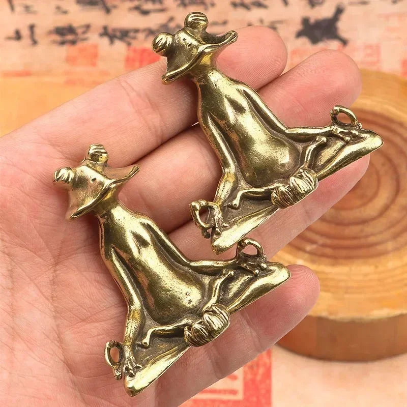 Vintage Brass Meditation Zen Buddhist Frog Statue Trinket Copper Animal Sculpture Incense Burner Home Desk Decoration Tea Pet