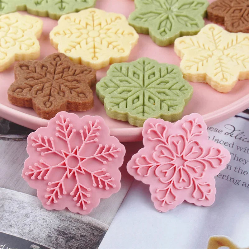 9pcs/Set Snowflake Cookie Embossing Cutter Molds Merry Christmas Snowflake Fondant Stamp Pastry Biscuit Cake Decorating Tools