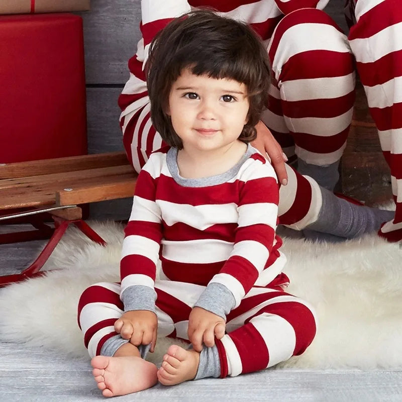 Christmas Family Matching Pajamas Set Mother Kids Stripe Clothes Baby Girl Rompers Xmas Sleepwear Mommy Daddy Kids Nightwear