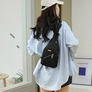 This Is a Use of Nylon Fabric Materials of Women's Breast Bag, Fashion Simple and Popular with All Things, Suitable for Running