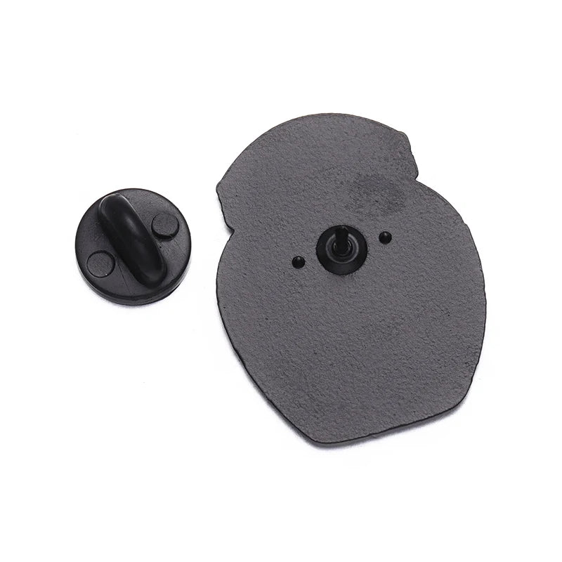 Magic Wizard Potion Red Skull Brooch Custom Dark Black Punk Metallic Badge Enamel Pin Halloween Medal Jewelry Wholesale