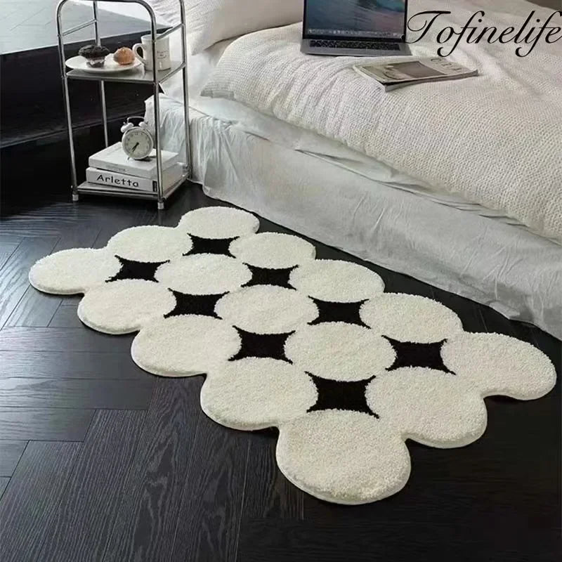 Top Quality Plush Thicken Rugs Black White Carpet for Living Room Soft Fluffy Bedside Mat Non Slip Area Rug Ins Style Floor Mats