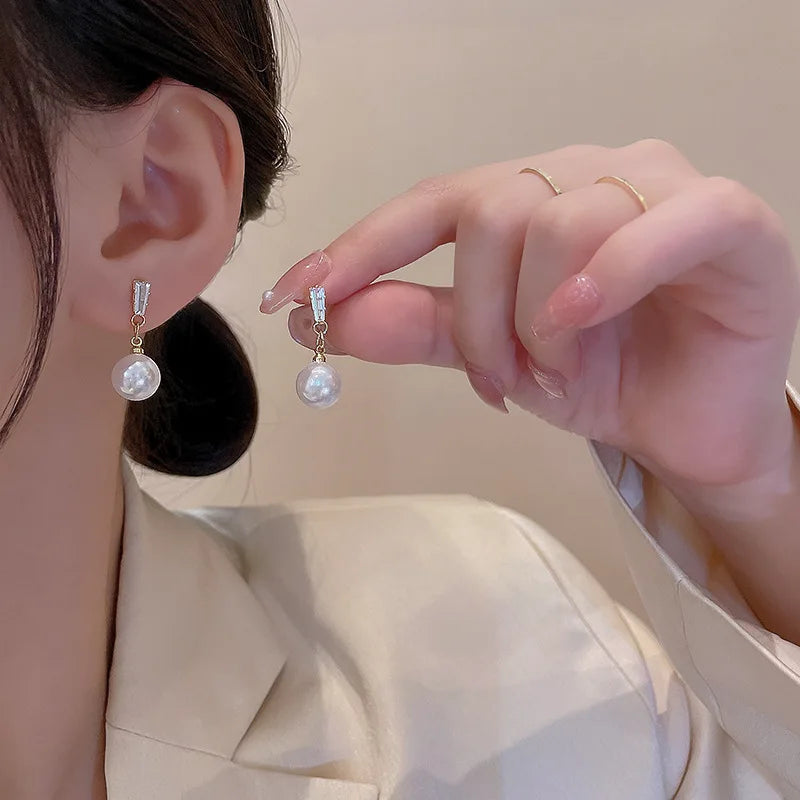 Korean Cubic Zirconia Simulated Pearl  Clip on Earrings Non Pierced Baroque Pearl Ear Clips for Women Jewelry Wholesale