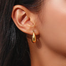 2022 Neue tägliche Basic Hohl U-Form Creolen für Frauen Kleine vergoldete Edelstahl-Ohrringe Anlaufgeschützter Schmuck