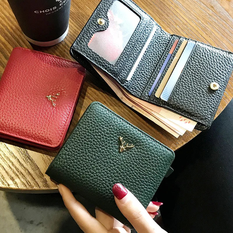 Cowhide Women's Purses Short Thin Small Wallet Chic Christmas Deer Button Ladies Genuine Leather Card Holder Wallet Coin Purse