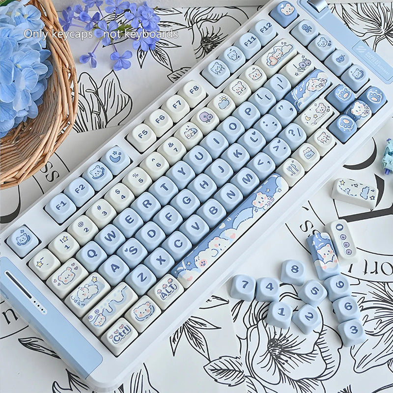 132keys Cute Blue Ice Cream Bears Keycap MOA Profile PBT Dye Sublimation Mechanical Keyboard For 61/64/68/84/75/87/96/104 Caps