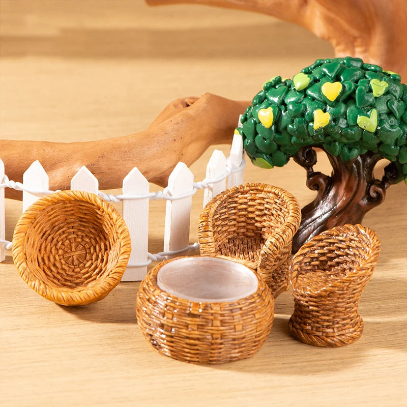 5Pcs/Set Simulation Mini Fish Basket Basket Chair Table Garden Decoration Miniature Figurines Home Micro Landscape Craft Gift