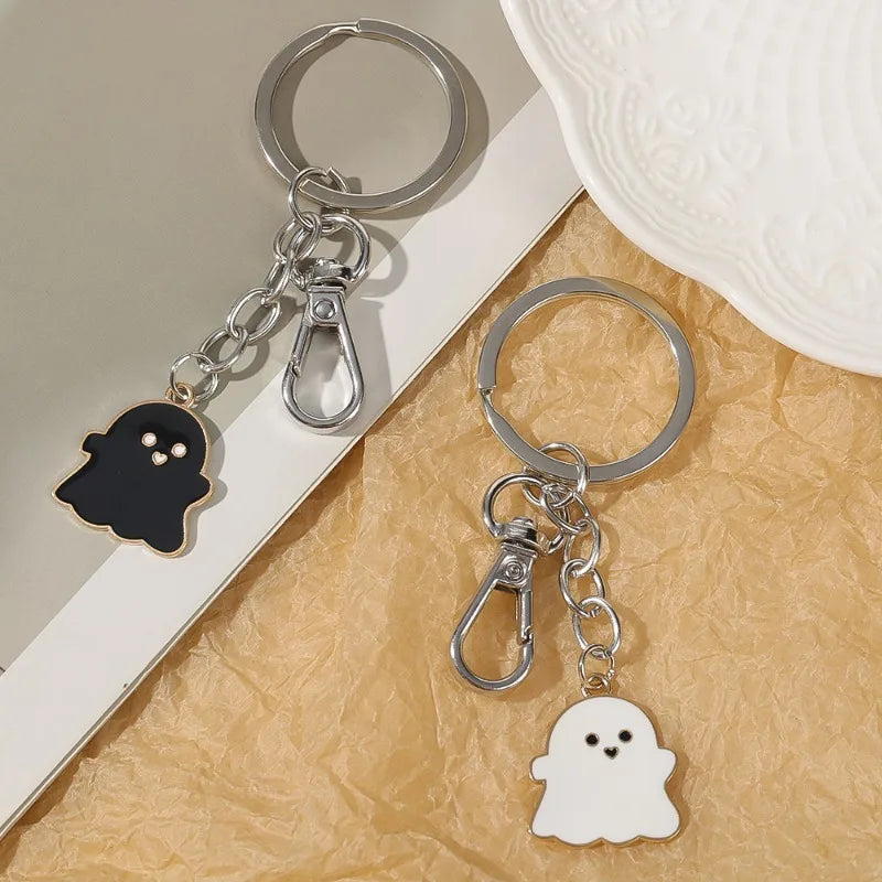 1/2pcs Kawaii Ghost Keychain Black White Cute Ghost Couple Key Chains Trendy Car Key Ring Bag Accessories Gift Halloween Party