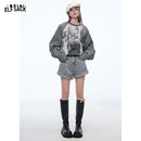 ELFSACK 2025 Figurbetontes Grafik-Langarmshirt für Damen, Raglan-Streifenärmel, Allover-Print T-Shirt, Retro Y2K Streetwear Top