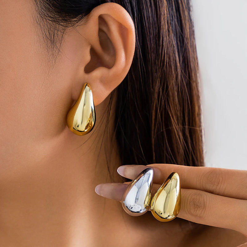 Vintage Glossy Waterdrop Dangle Earrings for Women Lightweight Hollow Thick Teardrop Golden Color Chunky Hoops Fashion Jewelry