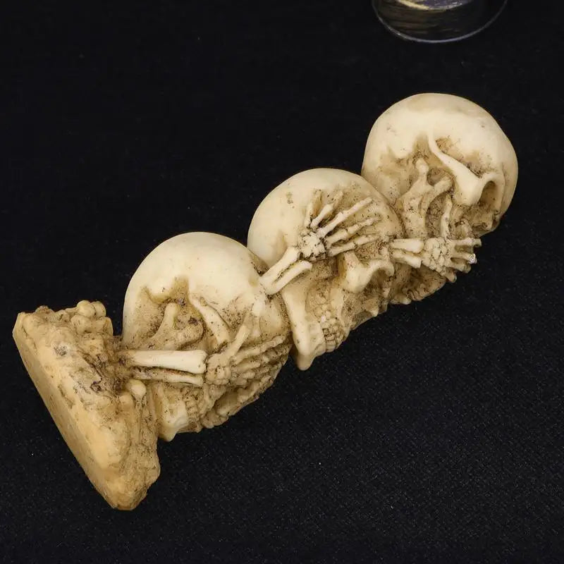 Hear-no See-no Speak-no Evil Skull Statue Sculpture Figure Skeleton Stacked Skulls for Halloween Skull Collection Decoration