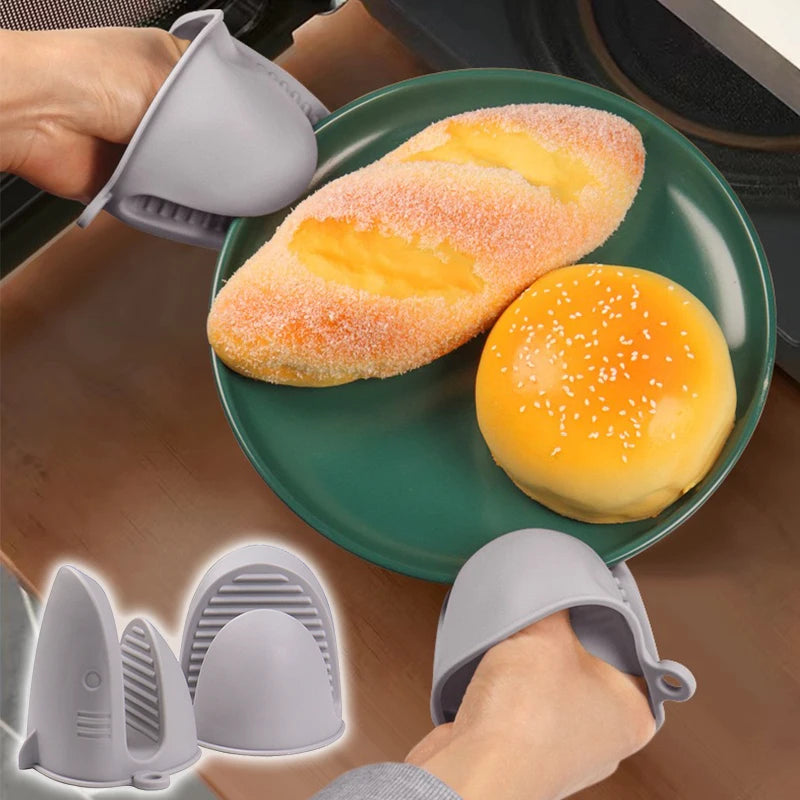 Shark Shaped Silicone Insulated Glove Anti Slip Thickened High temperature resistance Kitchen Anti Scalding Device Oven Mitt