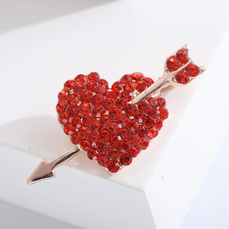 Full Red Rhinestone An Arrow Through The Heart Brooch Pin For Women Crystal Love Heart Brooches Party Lovers Luxury Jewelry Gift