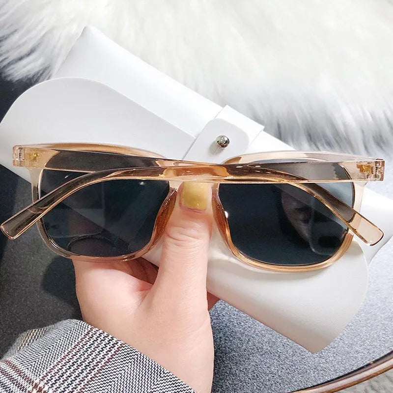 New Small Frame Square Sunglasses Women Decorative Rice Nail Fashion Sun Glasses Outdoor Lady Hiking Eyewear UV400 Oculos De Sol