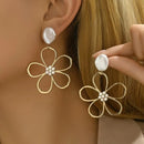 Elegant Hollow Flower Imitation Pearl Stud Earrings for Women New Fashion Dangle Earring Party Jewelry Gifts