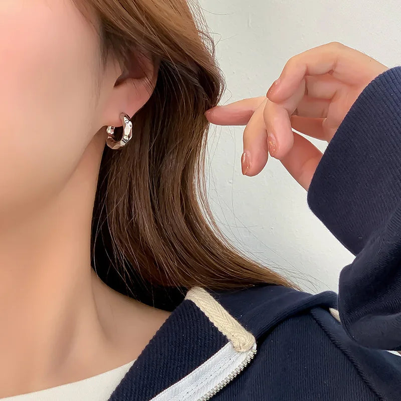 XIYANIKE Metal Texture Ear Buckle Hoop Earrings For Women Girl Korean Fashion Vintage Jewelry Friend Gift Party серьги женские