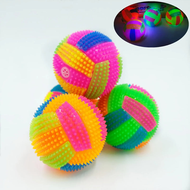 Light Up Dog Ball Glow in The Dark Dog Squeaky Toys Bounce Activated Toy PET Ball for Dogs Cat Puppy to Chew Molar Easy to Clean