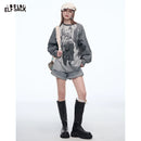ELFSACK 2025 Figurbetontes Grafik-Langarmshirt für Damen, Raglan-Streifenärmel, Allover-Print T-Shirt, Retro Y2K Streetwear Top