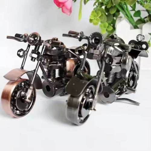 Vintage Motorcycle Model Retro Motor Figurine Iron Motorbike Prop Handmade Boy Gift Kid Toy Home Office Decor Desk Accessories