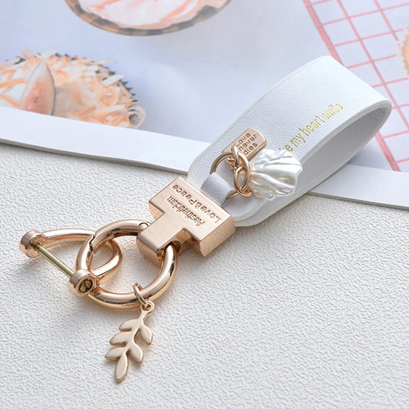 New Creative Leaf Shell Pendant Keychain PU Leather Key Ring Women Men Car Key Phone Charm Holder Business Party Gift Trinket