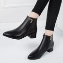 Short women's boots 2025 autumn/winter new Korean version medium thick heel short boots with zipper frosted face pointed single