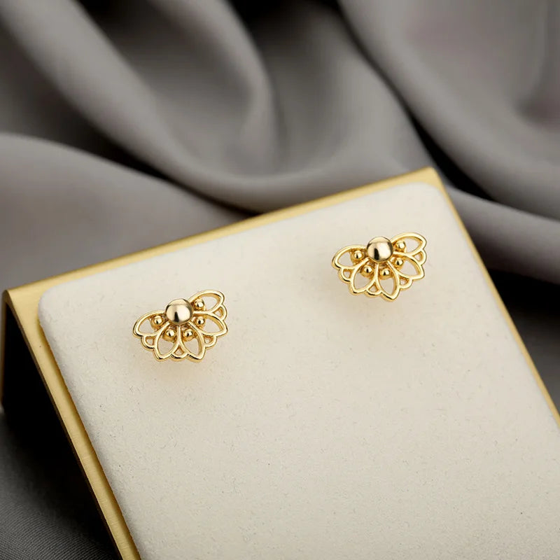 Stainless Steel Lotus Flower Earrings for Women Cute Gold Color Stud Earrings Ear Piercing Fashion Jewelry Accesorios aretes