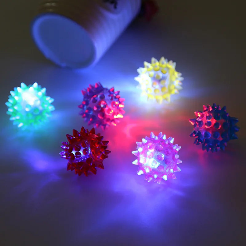 LED Blinking Cat Ball Cat Toy Colorful Pet Dog Rubber Chew Bell Ball Playing Toy Safe and Non-toxic Extra-tough Rubber Material
