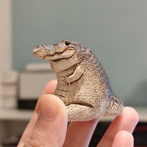 The River Patron | Hand-Poured Resin Crocodile Tea Pet (6cm)