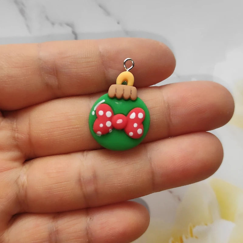 12Pcs Cartoon Christmas Series Charm Cute Snowman Deer Pendant Flat Back Cabochon DIY Jewelry Making Bracelet Earring Accessorie