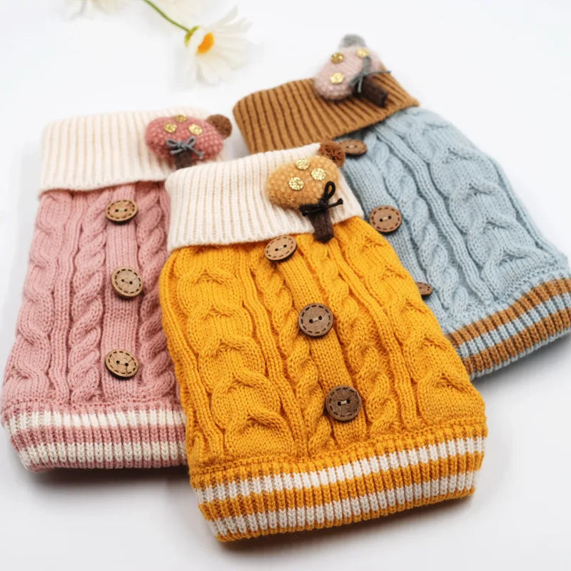 Designer Knitted Dog Sweaters Solid Color Autumn Winter Warm Pet Cat Clothing Chihuahua Lightweight Clothes for Small Dogs